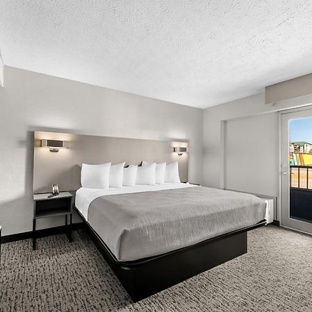 Quality Inn & Suites At Dollywood Lane Pigeon Forge Bagian luar foto