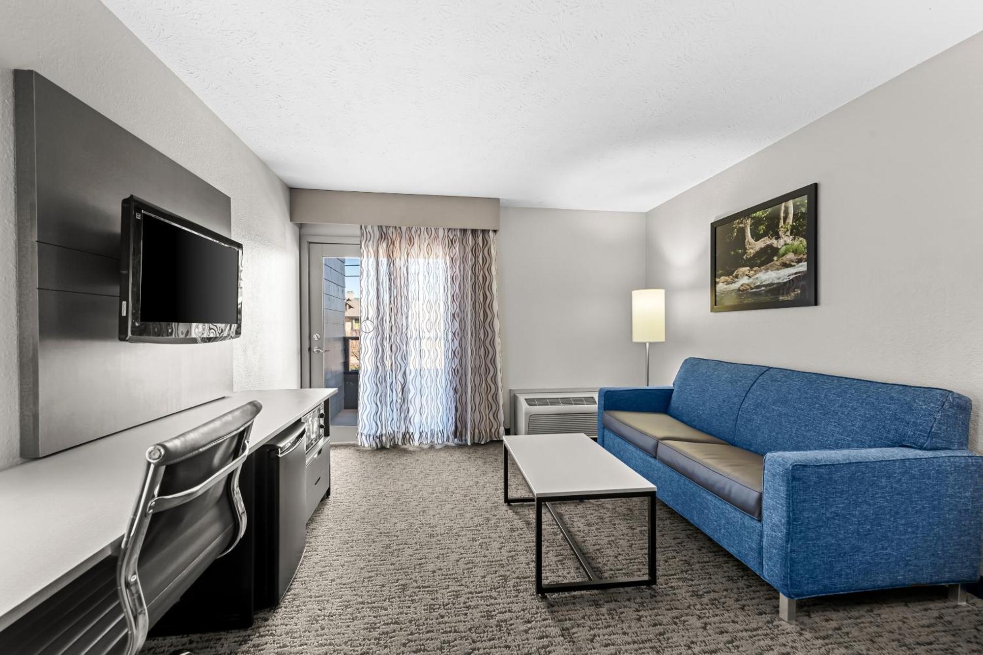 Quality Inn & Suites At Dollywood Lane Pigeon Forge Bagian luar foto