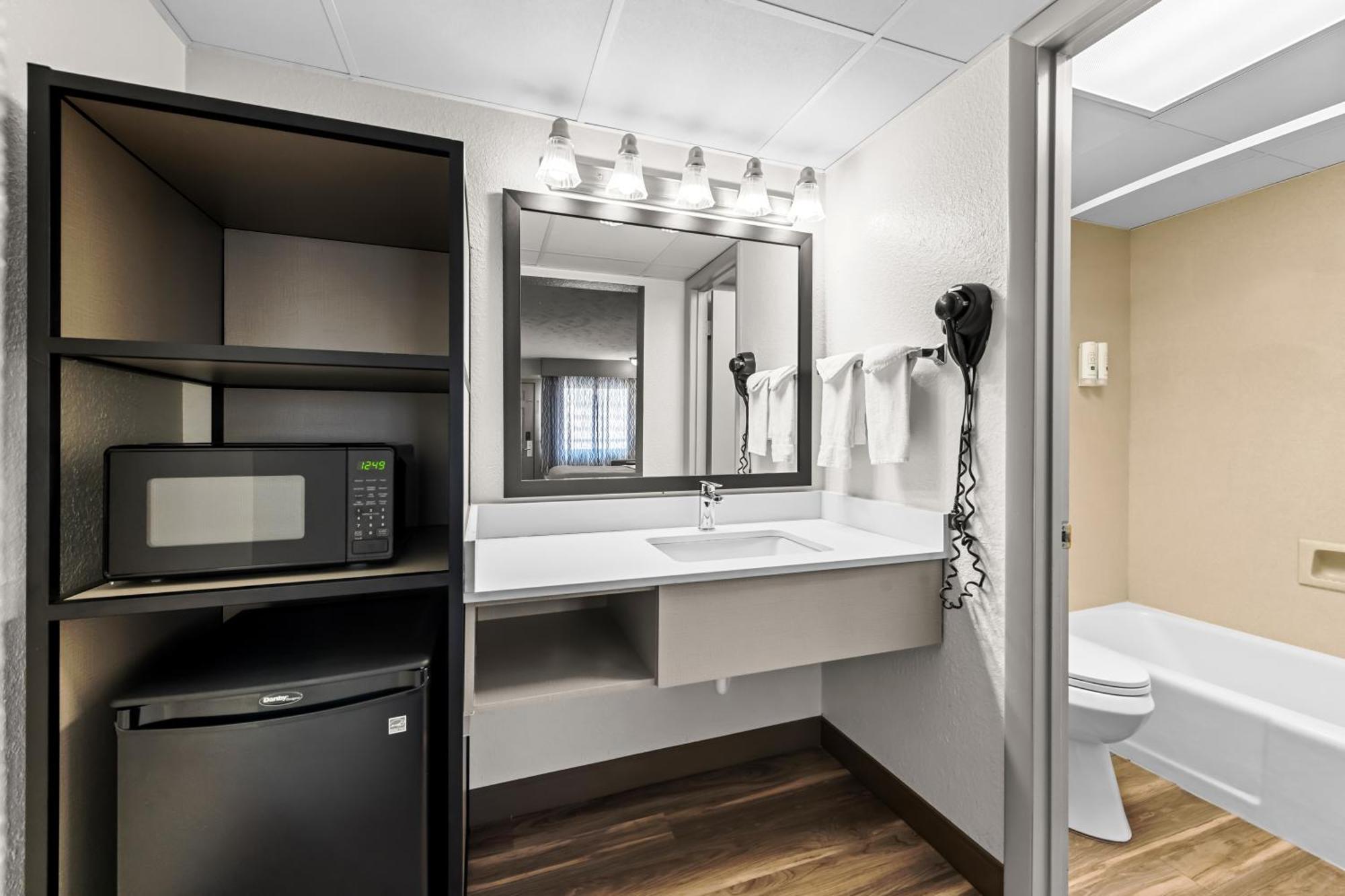 Quality Inn & Suites At Dollywood Lane Pigeon Forge Bagian luar foto