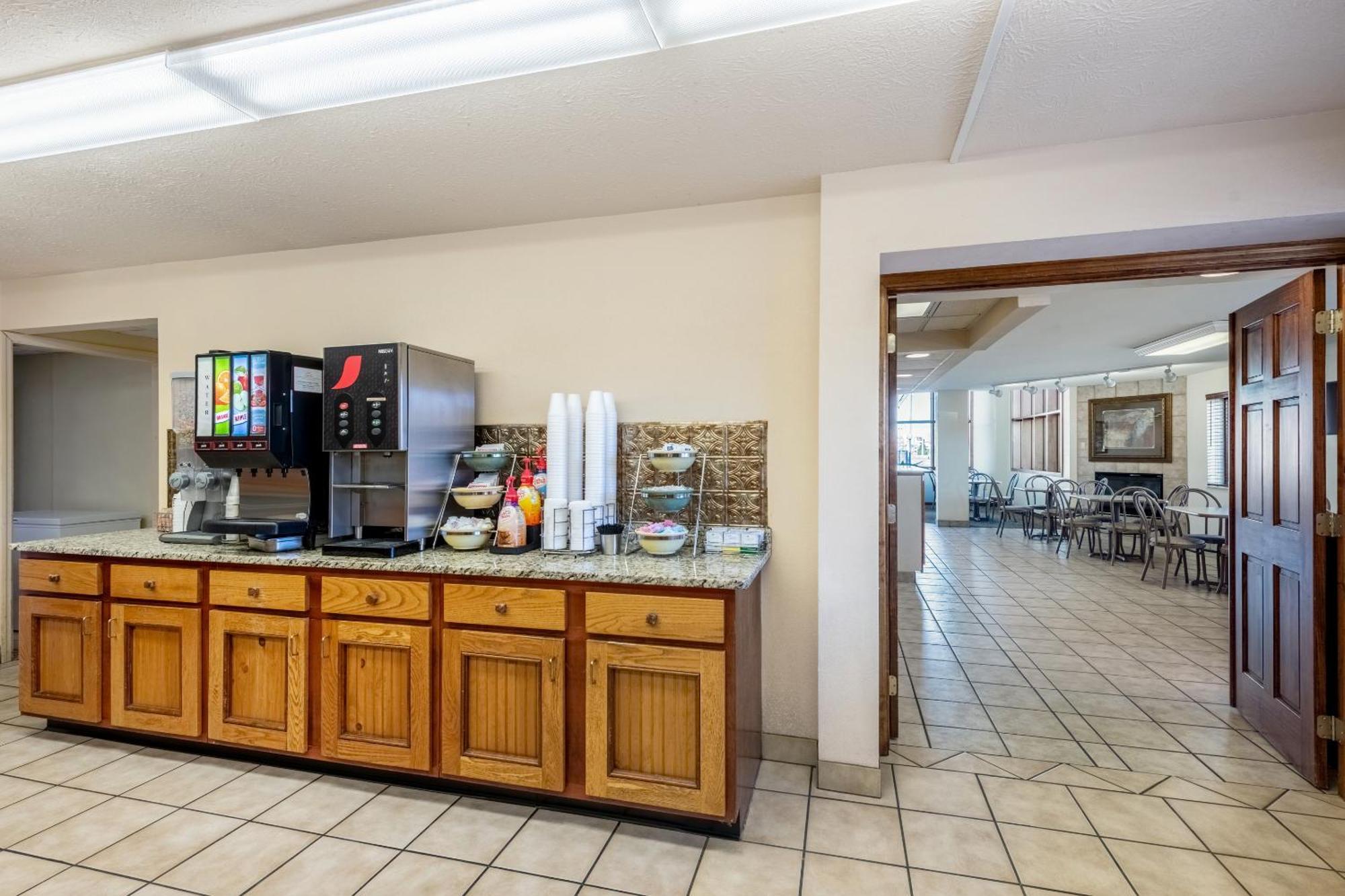 Quality Inn & Suites At Dollywood Lane Pigeon Forge Bagian luar foto