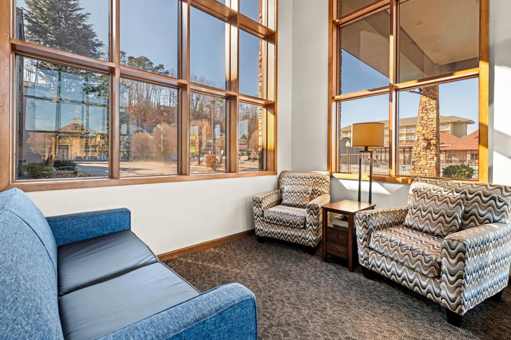 Quality Inn & Suites At Dollywood Lane Pigeon Forge Bagian luar foto